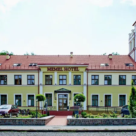 Memel 3*