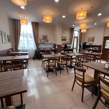 Hotel Memel 3*
