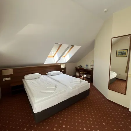 فندق Memel كلابيدا