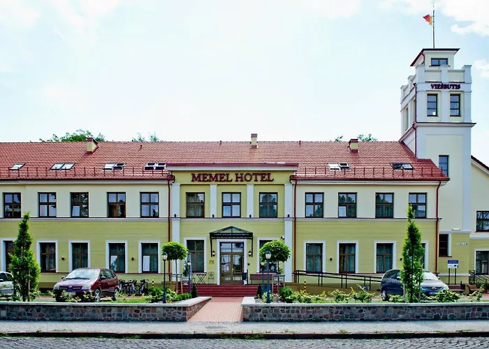 Memel 3*